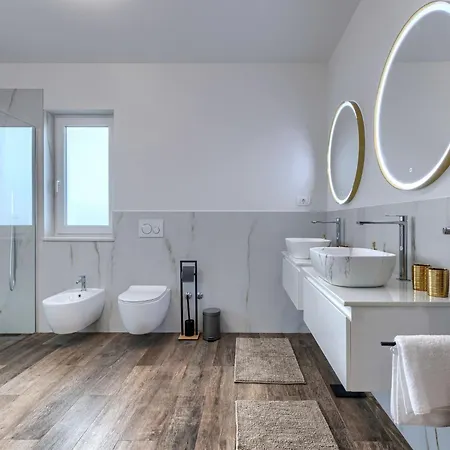 וילה Tramonto By Interhome בוג'ה